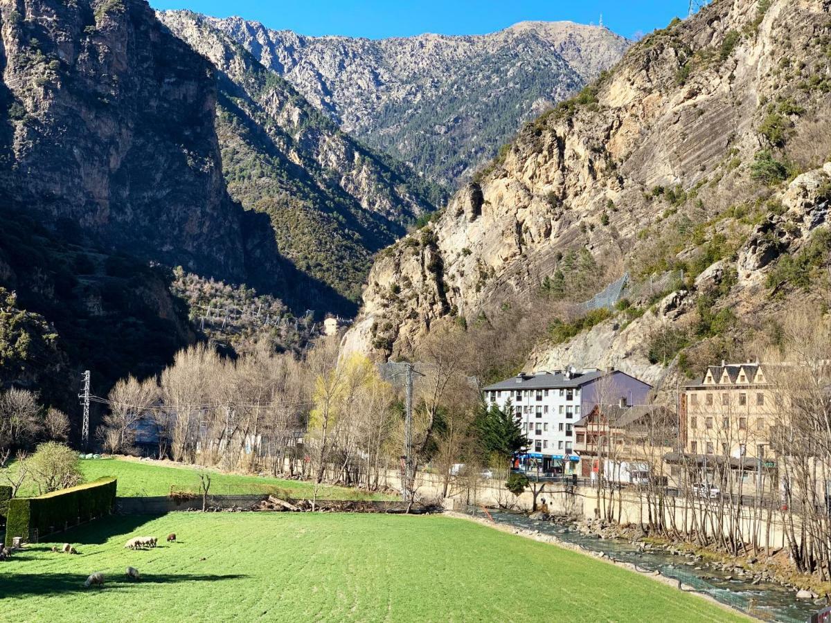巴塞罗那酒店 Sant Julià de Lòria 外观 照片