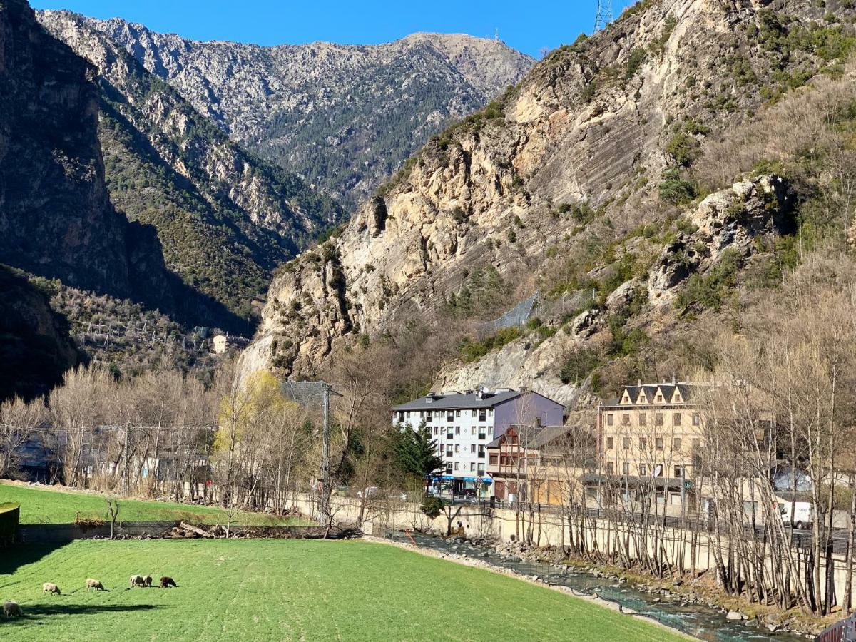 巴塞罗那酒店 Sant Julià de Lòria 外观 照片