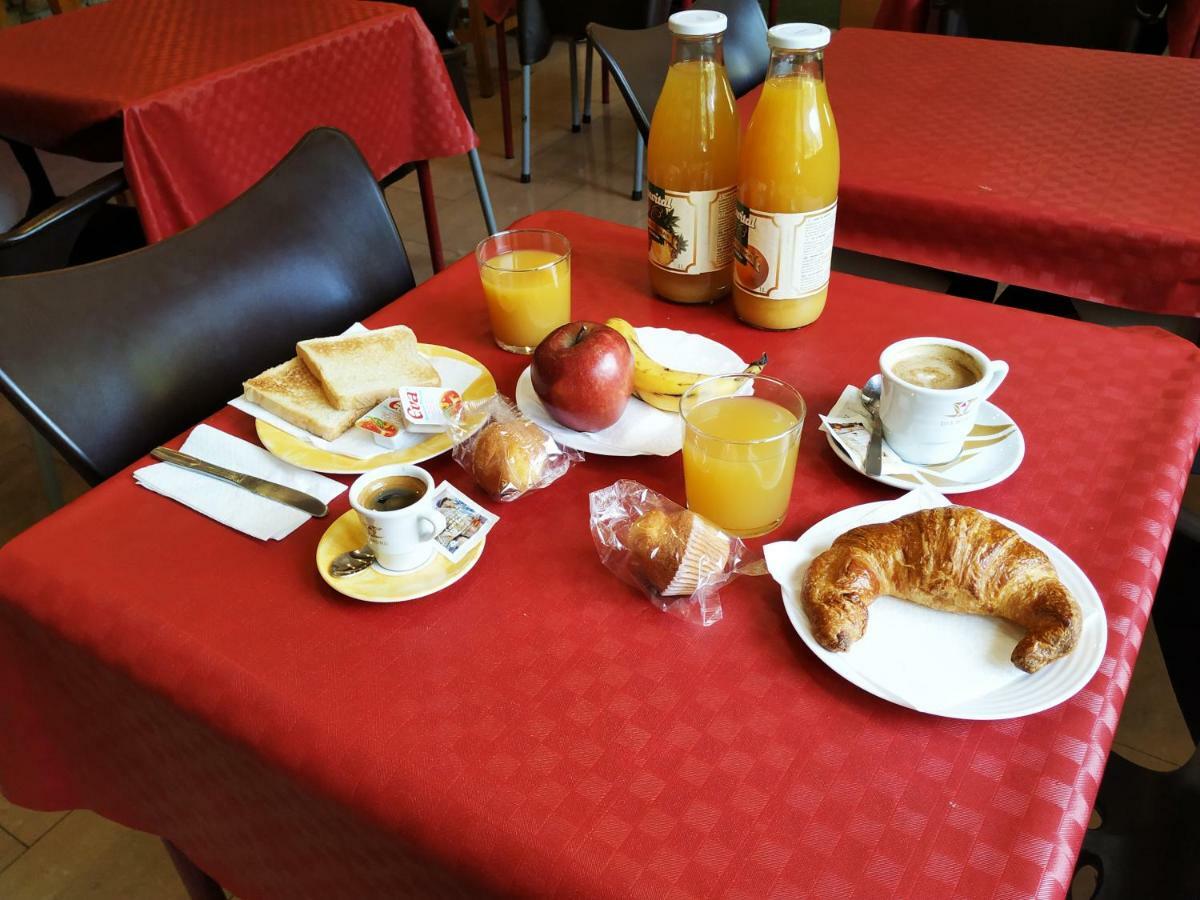 巴塞罗那酒店 Sant Julià de Lòria 外观 照片
